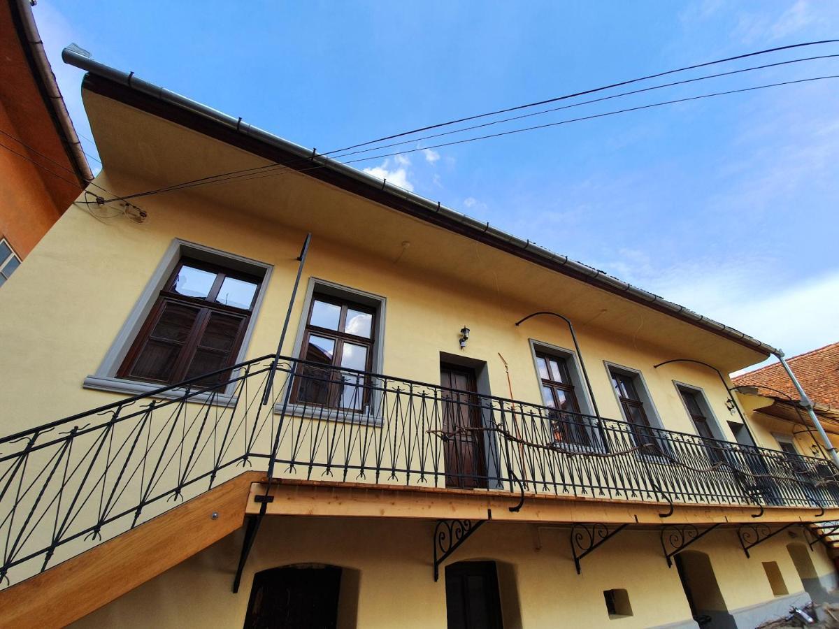Maximus Apartments Sighişoara Esterno foto